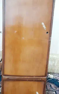 یک عدد کمد ایستاده  600هزار تومان