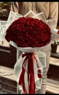 دسته گل رز ربانی با تخفیف ویژه مناسب تولدخواستگاری