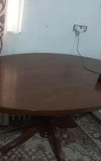 فروش میز ناهار خوری  بیضی شکل بدون صندلی ۵میلیون