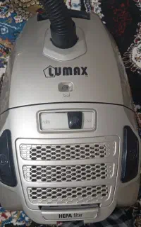 جارو برقی Lomax