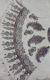 رومیزی قلمکار اصفهان  با ضمانت ثبات رنگ