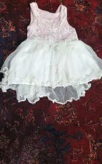 لباس بچگونه