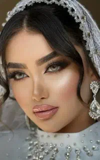 میکاپ و شنیون vip باهم فقط 950