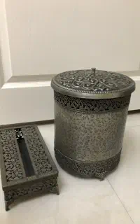 سطل آشغال و جادستمال کاغذی