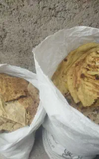 نان خشک تمیز