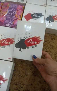 ادکلن و نخ