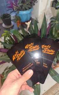گلس آنتی استاتیک