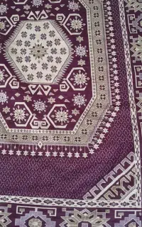 دوروفرشی ۱۲ متر دستبافت ابریشم قیمت مقطوع ۱ تومن