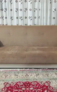 مبل تمیز و راحت زیر قیمت به علت تغییر دکوراسیون