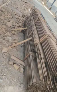 لوله روغنی یاهمون لوله مبلی هم بهش میگن