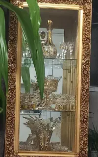 ویترین طلایی