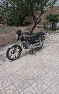 ۲۰۰