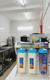 فروش و نصب و تعمیر و جابجایی تصفیه اب