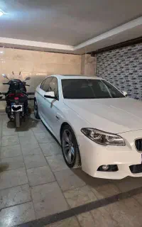 bmw۵۲۸i