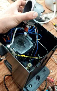 تعمیرات حرفه ای انواع اسپرسو ساز و اسیاب قهوه