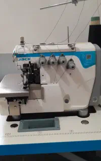 چرخ خیاطی