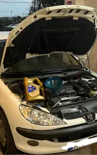به یک شاگرد مکانیک نیازمندیم