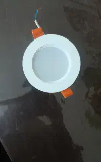لامپ هالوژن