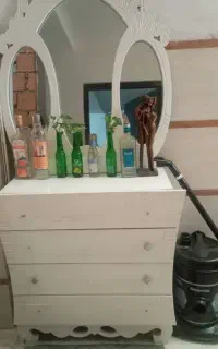 میز و‌ آیینه
