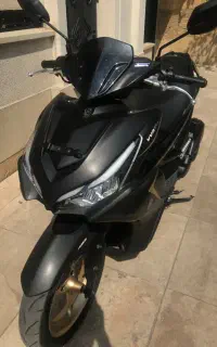 یاماها ایروکس اصلی فول مشکی شال طلا nmaxکلیک واریو