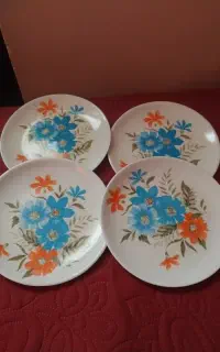 شیرینی خوری خیلی قدیمی