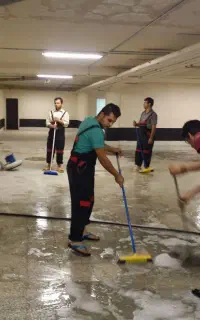 شرکت خدماتی نظافتی آرامش 30% CLEANING SERVICE