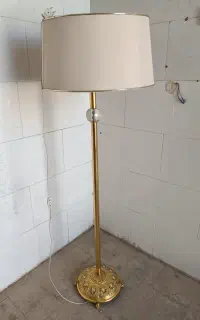 آباژور ایستاده سبد بزرگ