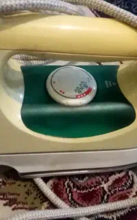 اتو بخار استوک درحد نو 900هزار ونو هم دارم