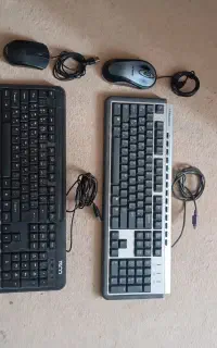 2 تا کیبورد و 2 تا موس