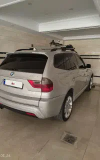 بی ام و x3