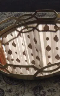 سینی دکوراتیو طلایی رنگ