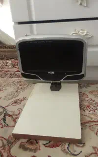 تعدادی وسایل صوتی تصویری