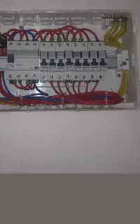 خدمات برق و سیم کشی  ساختمان