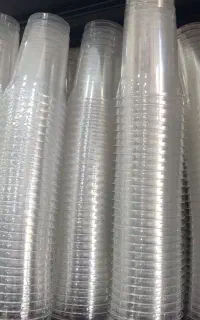 لیوان آب هویجی وآیس لته