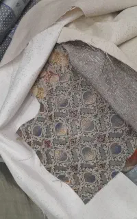 حدودا۱۰۰کیلوتیکه پارچه