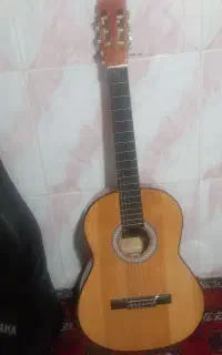 گیتار آبان و ملودیکا
