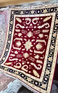 فرش قالیچه پرویزیان اصل مارک دار 2.40 * 1.90 خاص