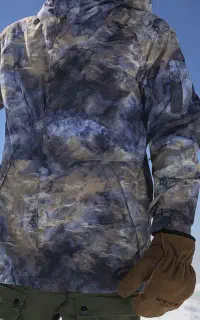 کاپشن اسکی برتون و دستکش