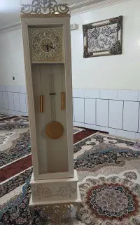 فروش فوری ساعت ایستاده کاملا نو و سالم فقط‌۲میلیون