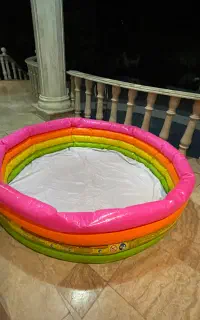 استخر بادی