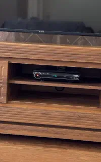میز تی وی کاملا نو