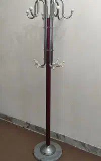 جالباسی ایستاده