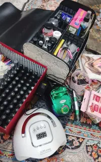 دستگاه کاشت ناخن