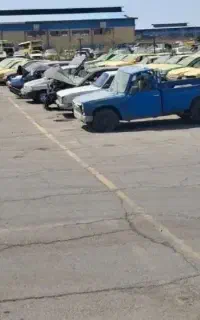 مرکزاسقاط ستاره جنوب فارس انواع خودرونیسان۳۸۰۰