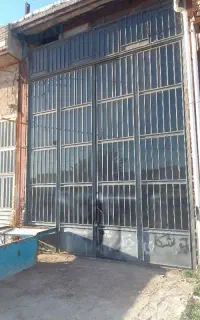 مغازه تجاری با بالکن با برق ۳فاز