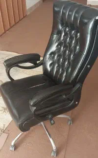 میز و صندلی مدیریت