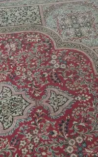 دو عدد فرش ماشینی