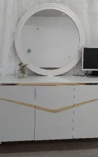 اینه و کنسول