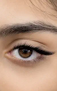 تخفیف کاشت مژه و لیفت ابرو