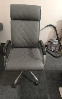 صندلی مدیریت چرخشی